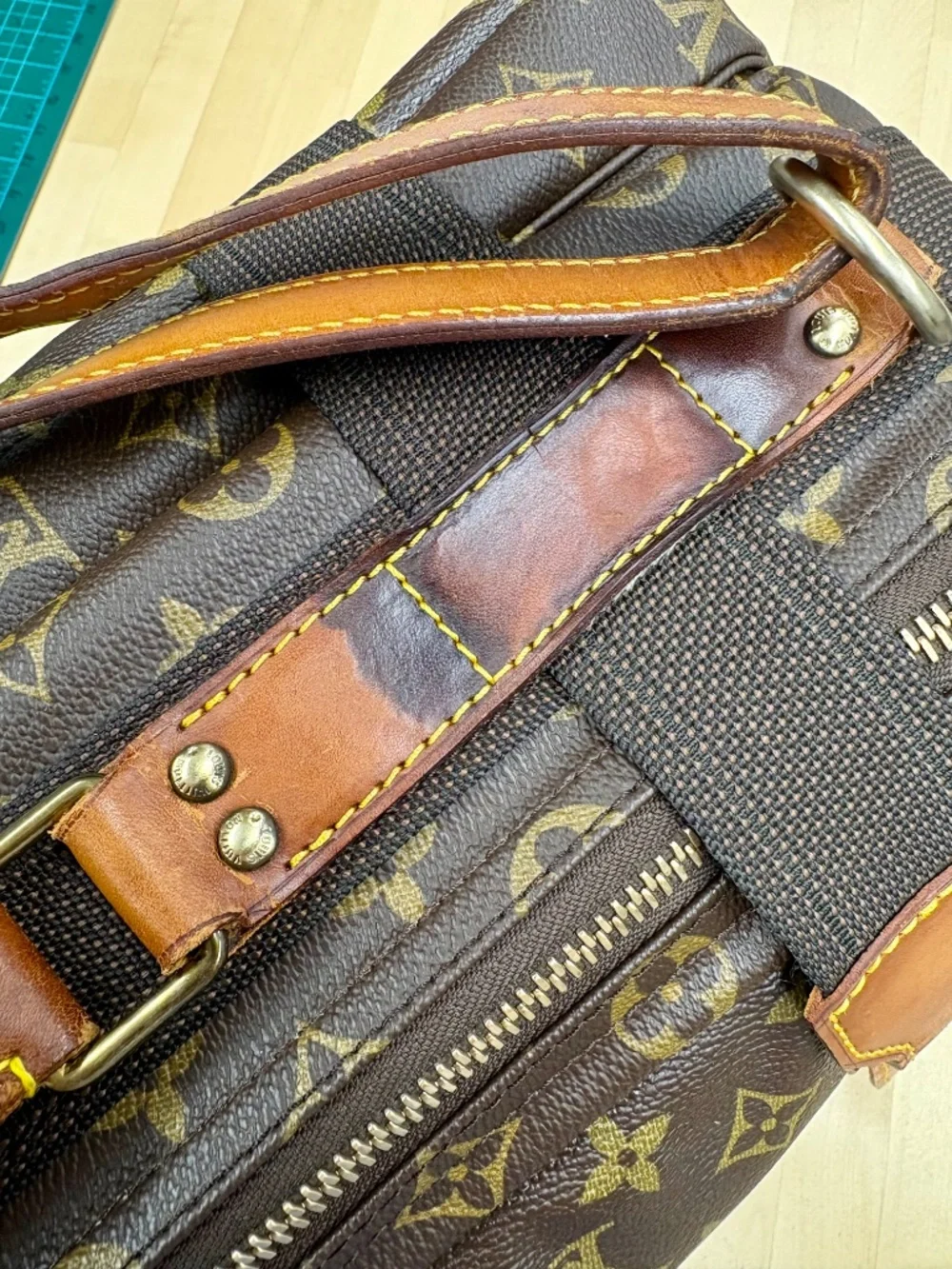 Vintage Authentic Louis Vuitton Monogram Satellite 53 Suitcase Travel Bag